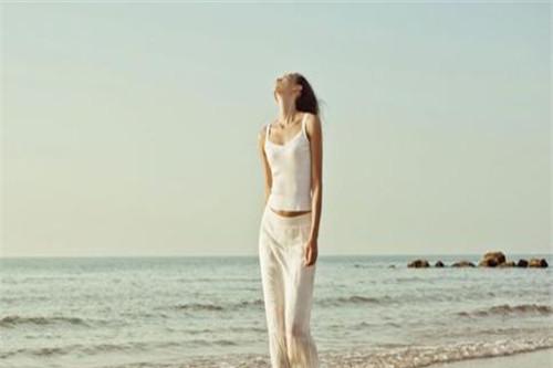 如何让胸变大变挺  如此丰胸不怕胸不大