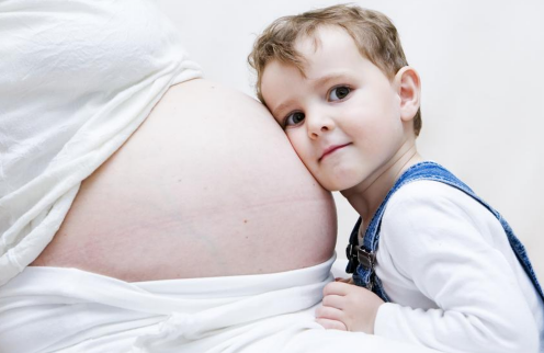 如果怀孕出现果冻状分泌物，孕妇该紧张吗？