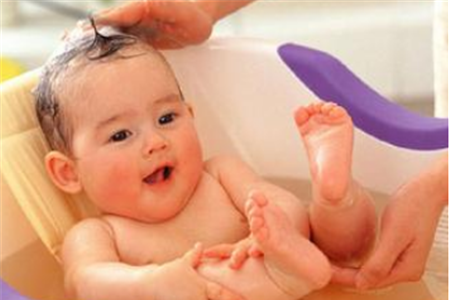 宝宝出水痘可以洗头发吗？