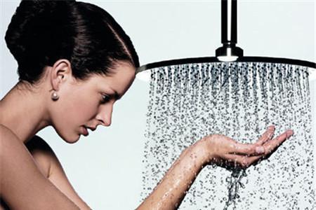 小月子多久可以洗澡