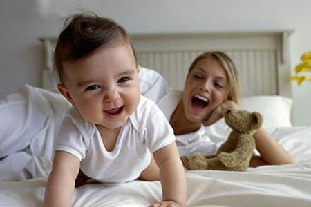 产假结束，妈妈回归职场却发现娃的变化让人心碎，有你吗？