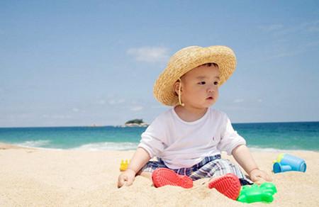 炎炎夏日，让宝宝远离中暑“魔爪”