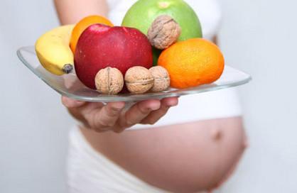 孕期尽量避免吃10种食物