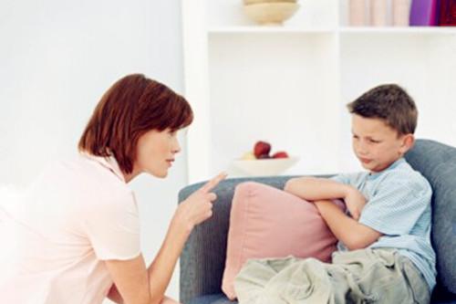 小孩子模仿能力强 家长要注意哪些行为被孩子模仿?