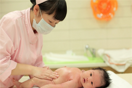 脐疝对宝宝有什么影响