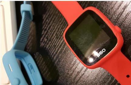 360儿童手表SE版谍照曝光 要让全国孩子都用的起