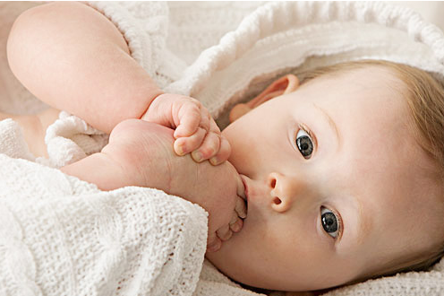 足月新生儿营养不良有哪些表现