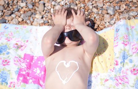 夏日防晒，如何避免宝宝的皮肤受到伤害