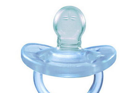 新生儿奶嘴什么材质好