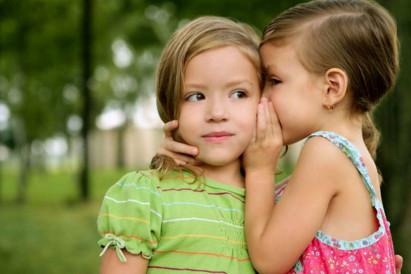 当女儿和她的小闺蜜在一起，简直萌翻所有人！