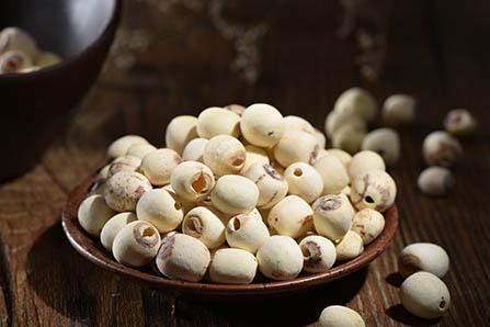 怀双胞胎的早期症状40天