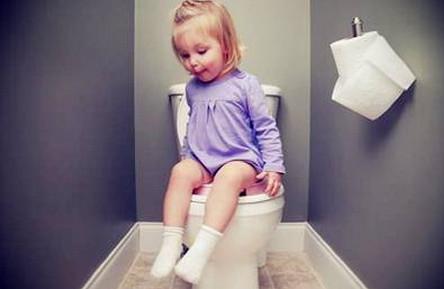 让宝宝学会自己上厕所，竟然可以这么简单！