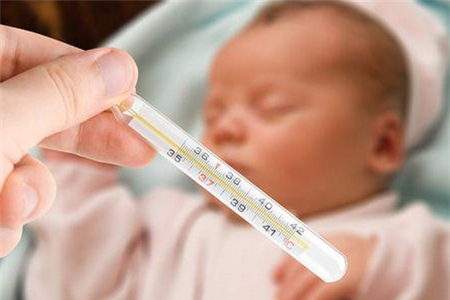 宝宝消化不良发烧时怎么处理