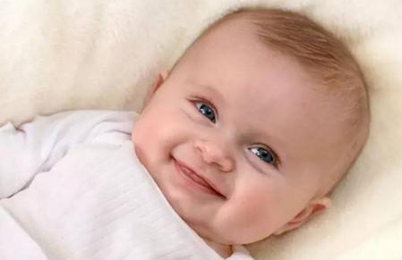 天气那么热，该给宝贝剃胎发吗？