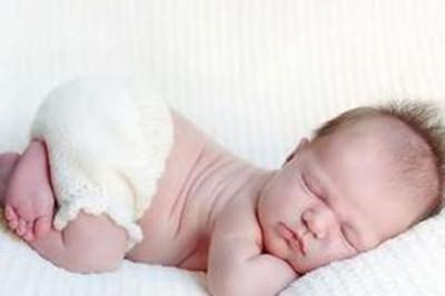 新生儿腹泻期一般多久会好