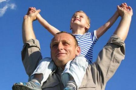 儿科医生：全方位教你判断宝宝是不是缺钙铁锌，你了解多少