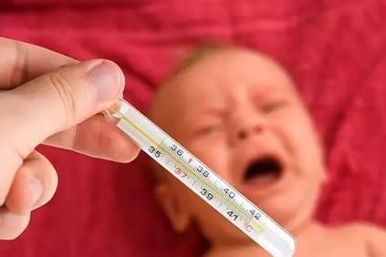 小儿退热贴可以扔了！史上最实用的退烧指南在这里！