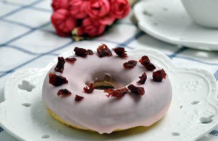 老人喜欢宝宝吃胖点，爱瘦的妈妈和她吵起来