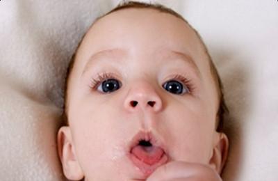 新生儿鼻塞咳嗽有痰怎么办