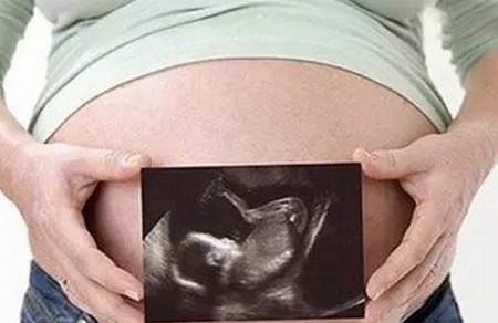 准妈妈知道胎宝在妈妈肚子里干了什么吗？