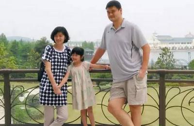 姚明6岁女儿身高直逼郭敬明，除了基因，宝宝长高还靠这些