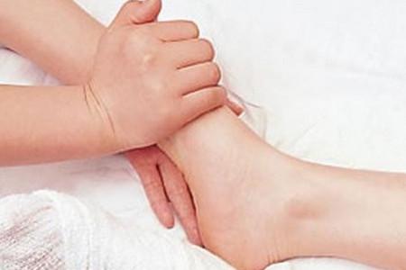 脚趾头疼是怎么回事