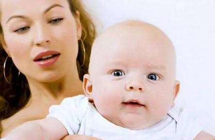 新生婴儿才会有的6种变化，别再以为是生病了，不要惊慌