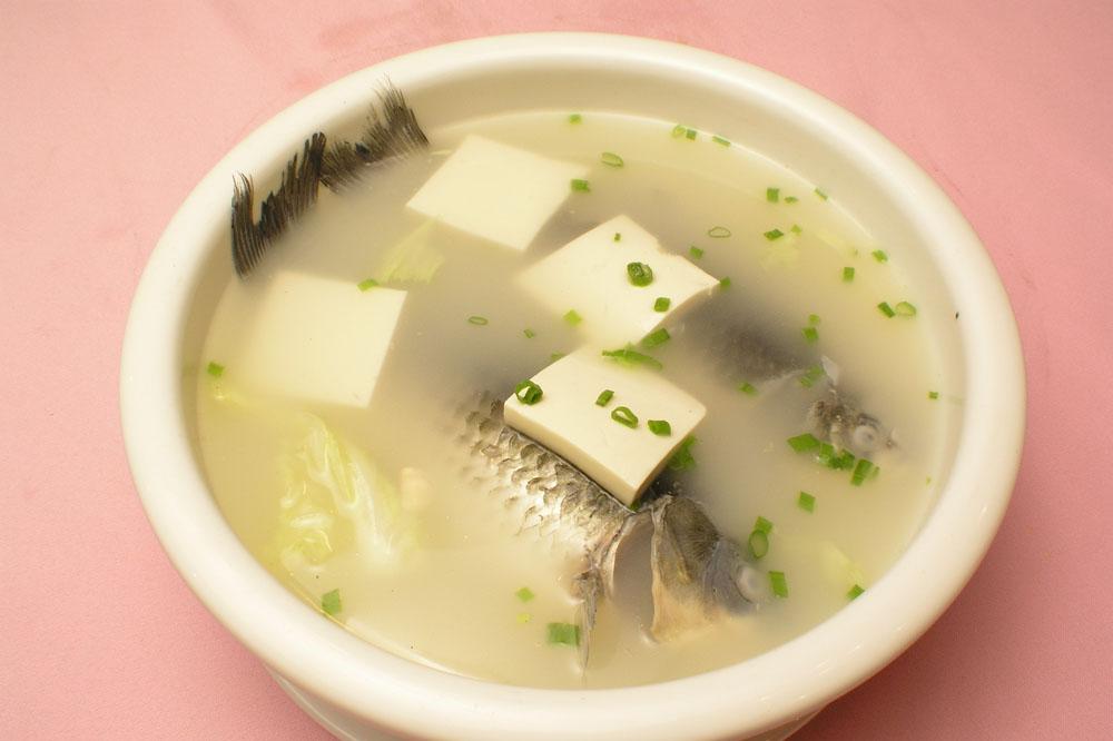 鲫鱼豆腐汤的做法孕妇