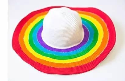 夏日炎炎，DIY一顶完美的彩虹太阳帽