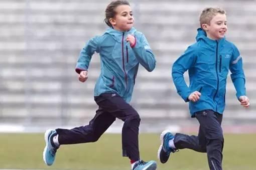 你的孩子真的会跑步吗？不是开玩笑，快回家检查一下！