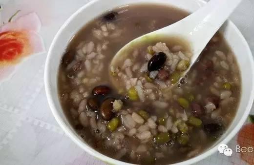 夏季防暑必备-三豆粥，祛痱子和湿疹