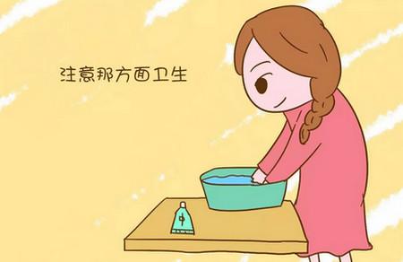 结婚当天婆婆竟然掀开新娘的裙子看，这原因也是够奇葩！