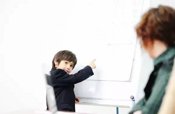 有一张奇葩的思维导图，训练孩子语言表达和写作如此容易！