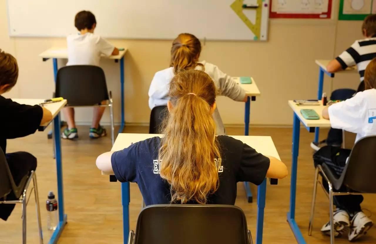 半数小学生未达测试标准？带你认识英国小学教改的真面目！