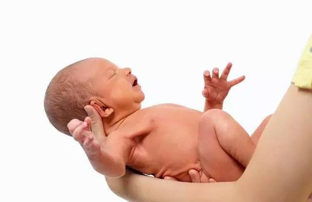 十月怀胎一朝分娩当了妈，但是你真的了解新生儿吗？