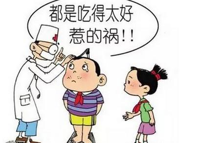 13岁男孩身高永远定格在1.57米！老妈天天给他吃这个，现在哭死了！