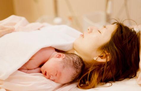 月子坐不好易得这些后遗症，新爸好婆婆一定要照顾新妈！