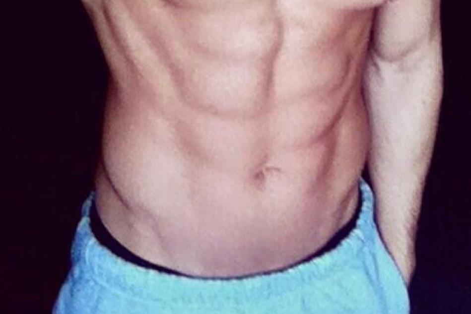 阴囊上有白色疙瘩