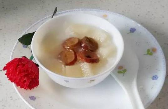 山楂雪梨粥，最适合在这个季节给宝宝喝了！