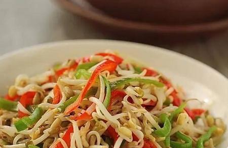 你真的会炒豆芽吗？教你一招，口感更脆，维C不流失