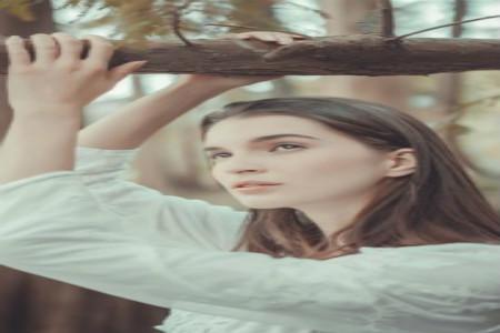 看这些女明星就知道，再美的孩子都会毁在腿型上！