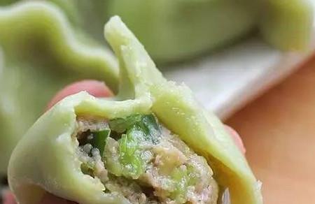 超美翡翠灌汤芹菜猪肉水饺制作详解