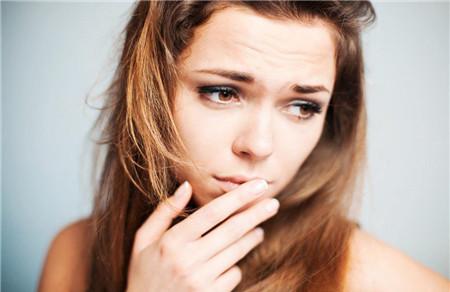 伊能静赴美产女后伤口感染与医生对骂你还认为外国的月亮圆吗？