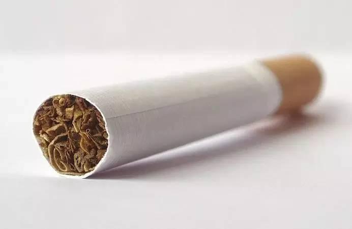 服药要注意，千万别拿自己的生命开玩笑！一定要分享给身边的人！