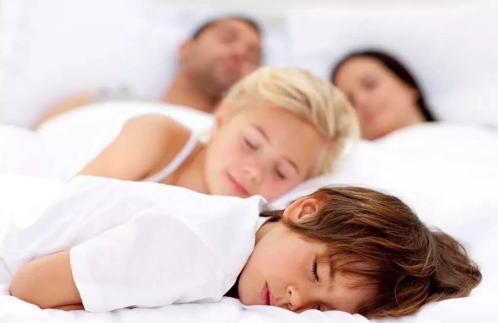 99%的妈妈们都曾相信过的宝宝睡眠谣言，你也一定中招过