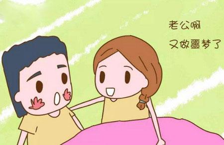 这宝妈太好玩了，产后不管多困难，她是绝对不会抑郁的！