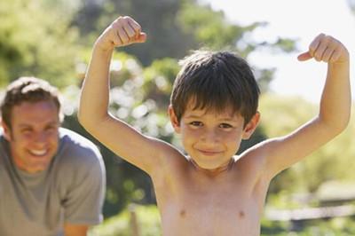 五岁半男孩身高体重标准值