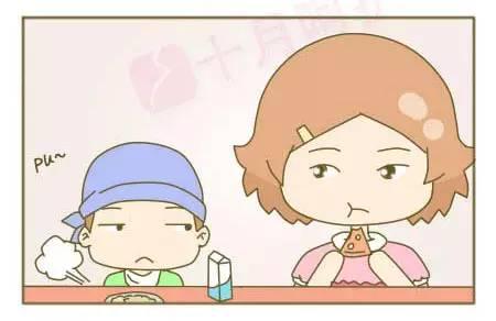 宝宝打嗝又放屁，臭气熏天邻居都不想理