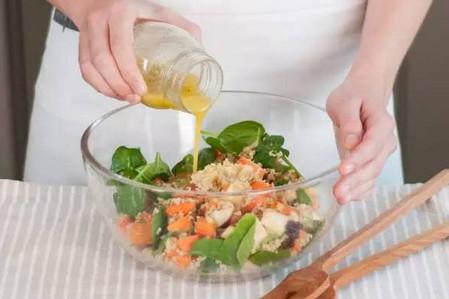 健身圈最火的一份能量沙拉，你吃不吃？