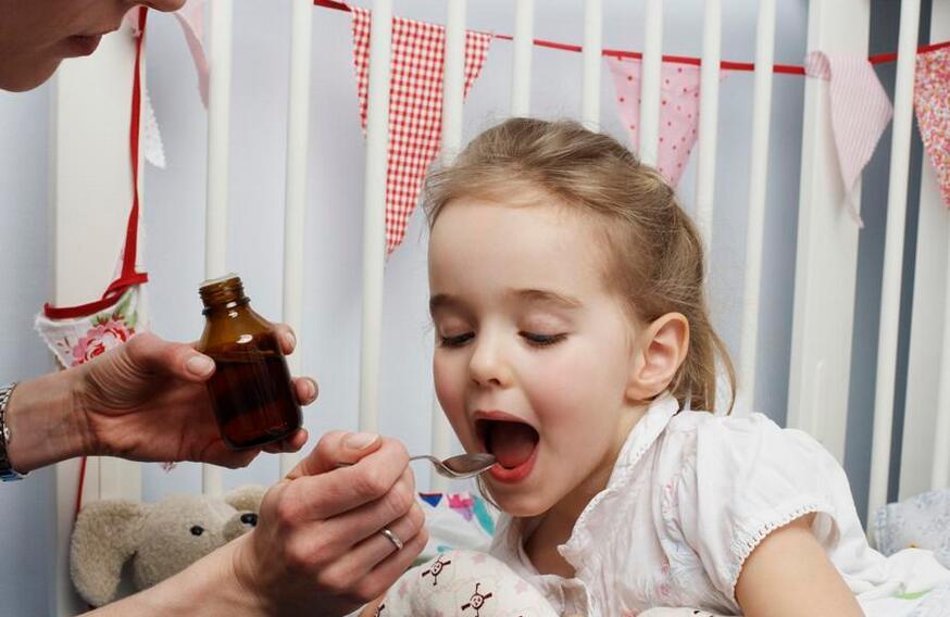宝宝吹空调咳嗽吃什么药 小儿吹空调咳嗽用药有哪些